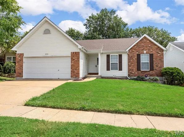 400 Raymond Dr, Florissant, MO 63031