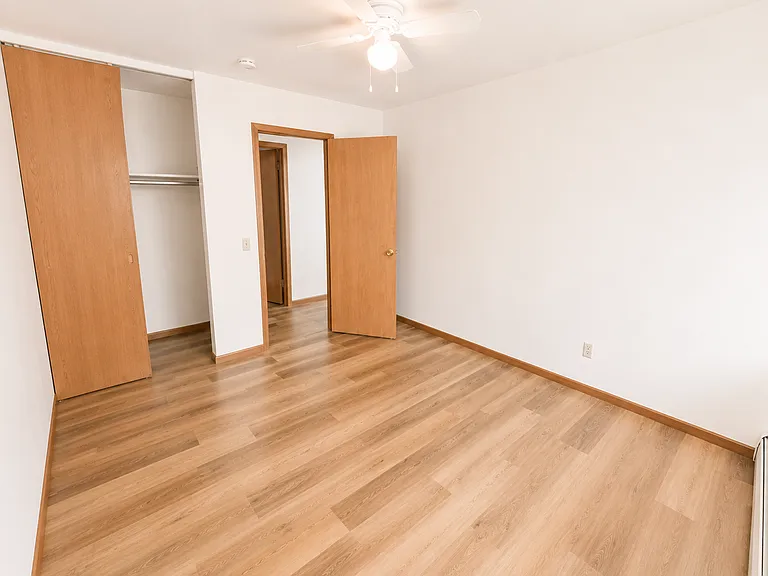 Liberty Valley Apartments — Photo 34