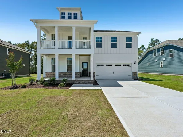 1409 Green Cypress Dr, Zebulon, NC 27597