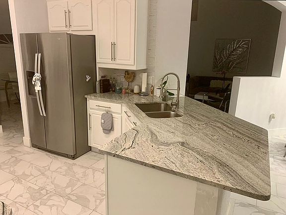 4th image of 2749 SW East Calabria Cir