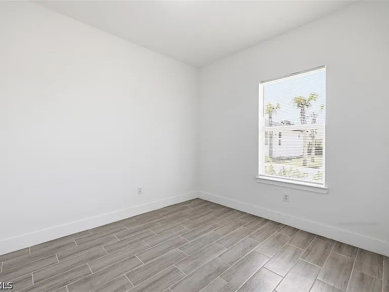 195 Rotonda Blvd W #C — Photo 8