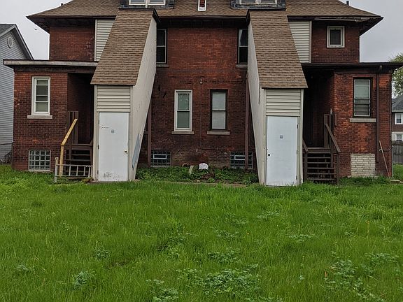 3rd image of 668 Pingree St