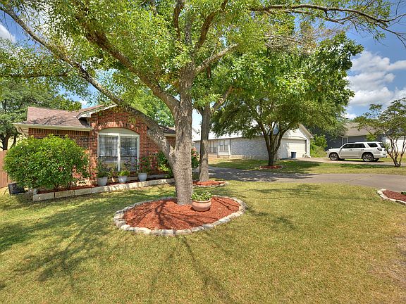 4th image of 14402 Richard Walker Blvd