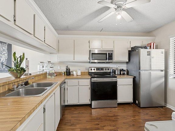 5th image of 8030 Hampton Boulevard #404