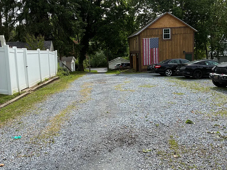 2514 Market St #5 — Photo 22