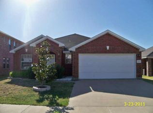 5435 Montague Ln, Grand Prairie, TX 75052