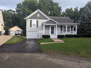 500 Waverly Cmns, Howell, MI 48843