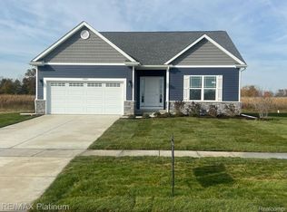 13120 Westwinds Dr, Linden, MI