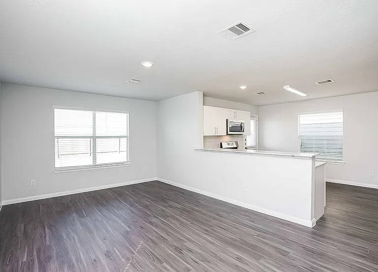 19022 Zanardo Ct — Photo 11