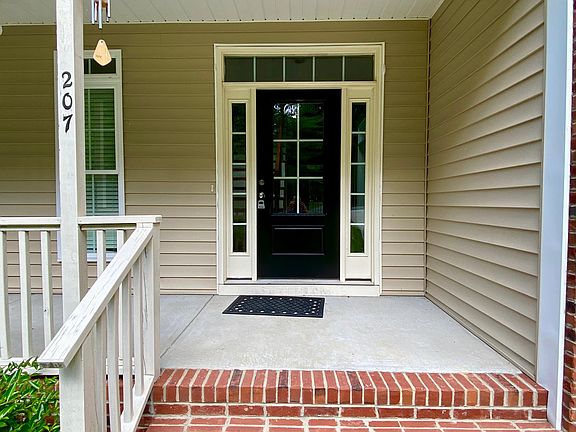 3 Stairs to Front Door