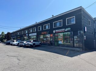 14810 Yonge St #204, Aurora, ON L4G 1N3