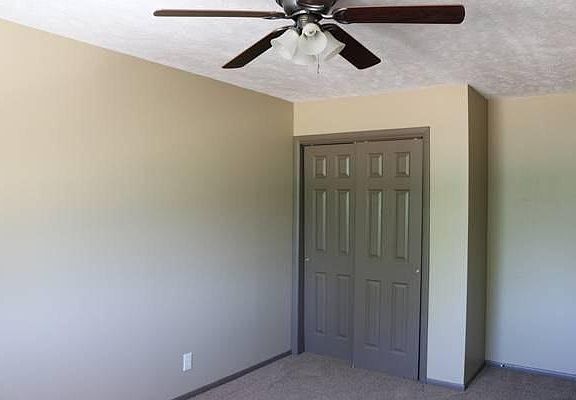 3rd image of 1840 Knox St APT 15