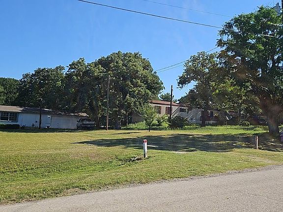 3rd image of 1957 Coleman Rd