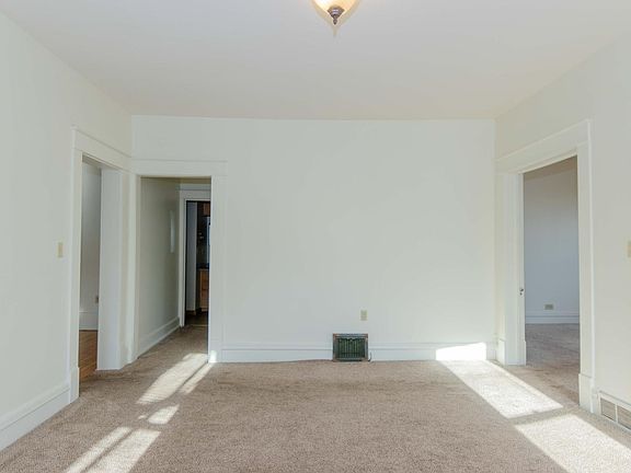 4th image of 316 S 4th Ave
