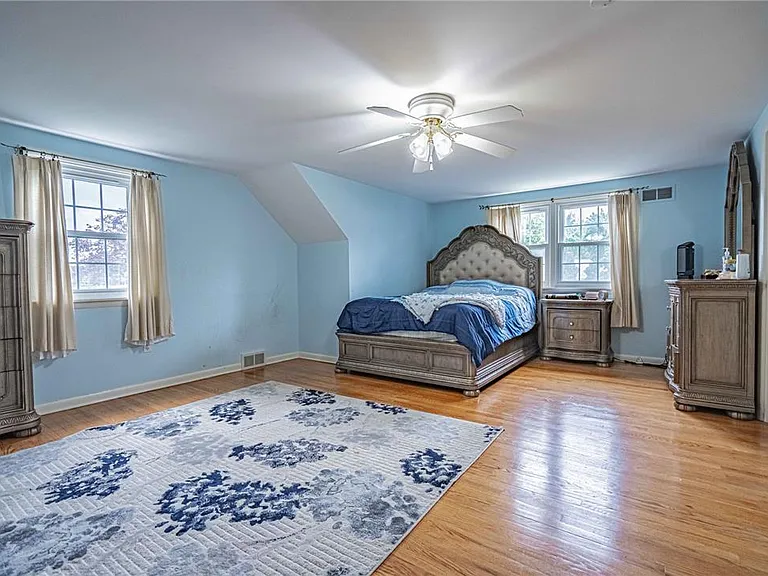 285 Bridle Path Rd — Photo 30