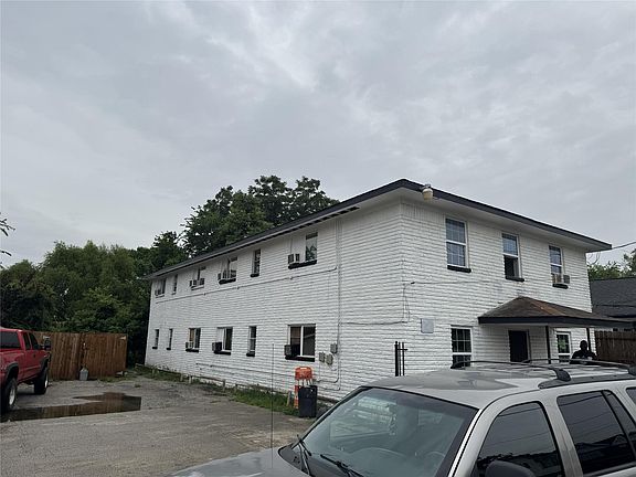 4th image of 4411 New Orleans St