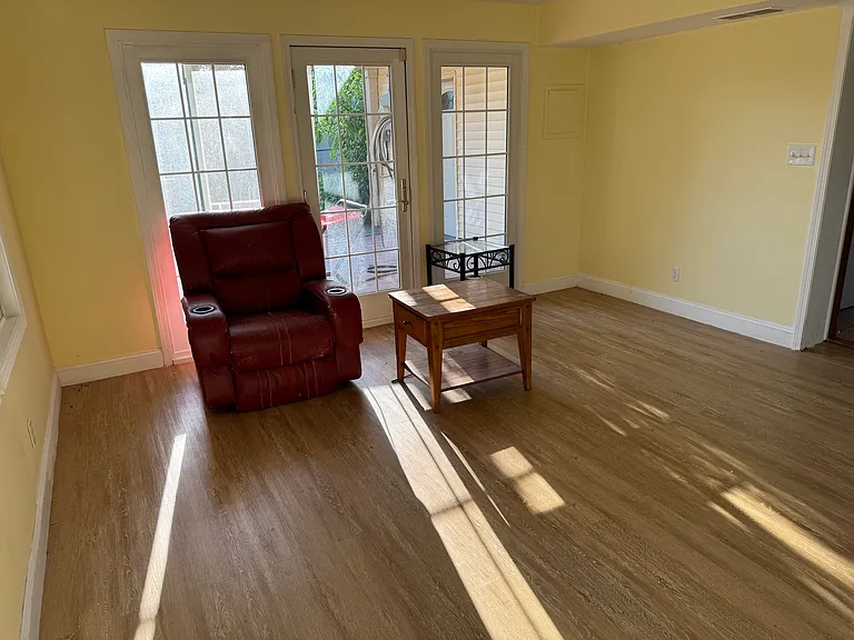 2527 Greenway St — Photo 28