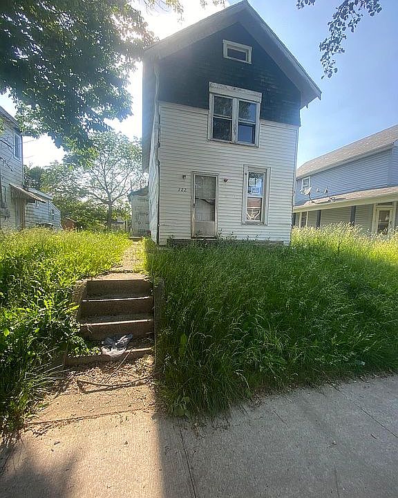 1st image of 222 N 19th St