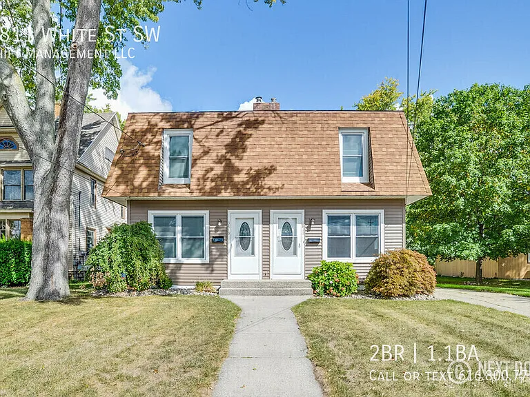 3811 White St SW — Photo 2