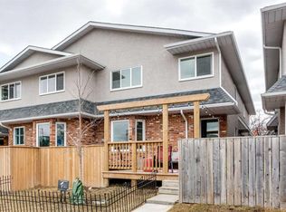 2127 N 34th Ave SW #1, Calgary, AB T2T2C5
