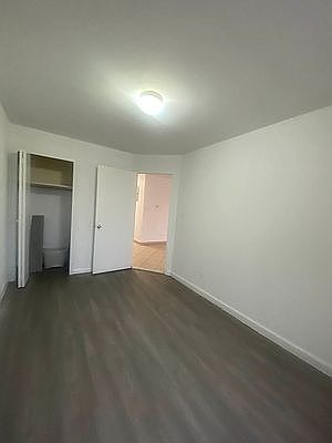 4th image of 4884 37th St Floor 2