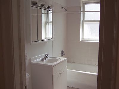 Bathroom before rennovation