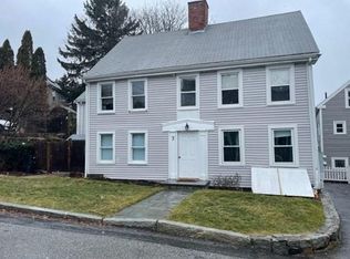 3 Rowland St #3, Marblehead, MA 01945