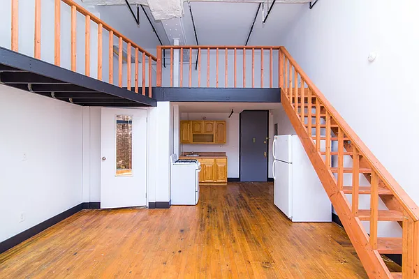 Rented by Nooklyn NYC LLC | media 1