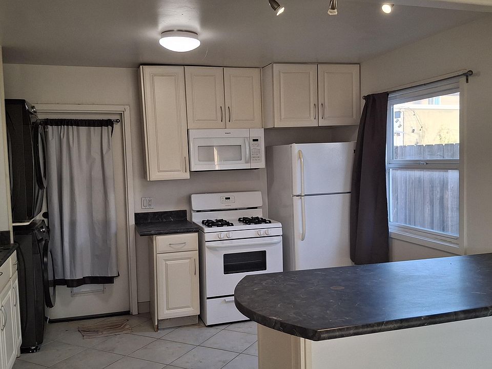 2nd image of 3444 Clairemont Mesa Blvd