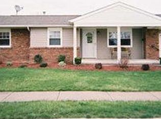 1623 Caravelle Dr, Niagara Falls, NY 14304