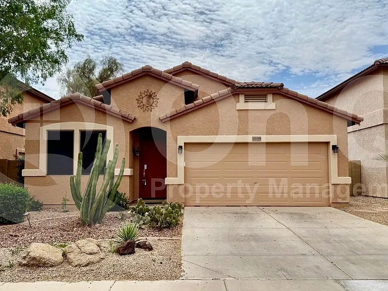 45779 W Tucker Rd — Photo 1