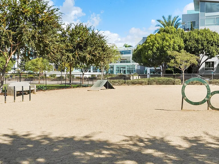 The Vive Collection, San Diego, CA, Centrum Dog Park