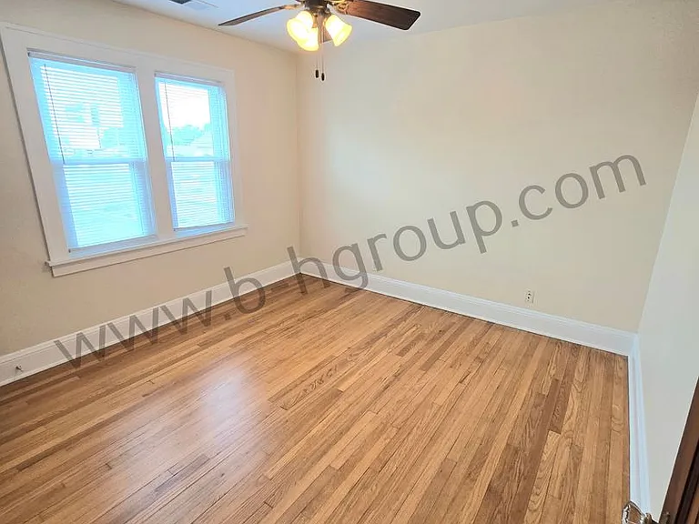 6016 12th Ave — Photo 9