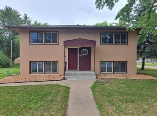 369 89th Ln NE APT 1, Minneapolis, MN 55434