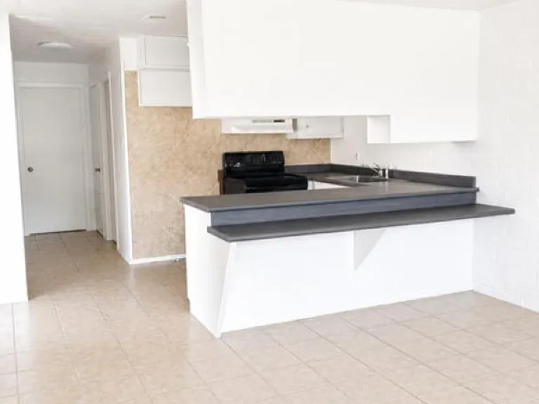 208 Forrest Dr #A — Photo 2
