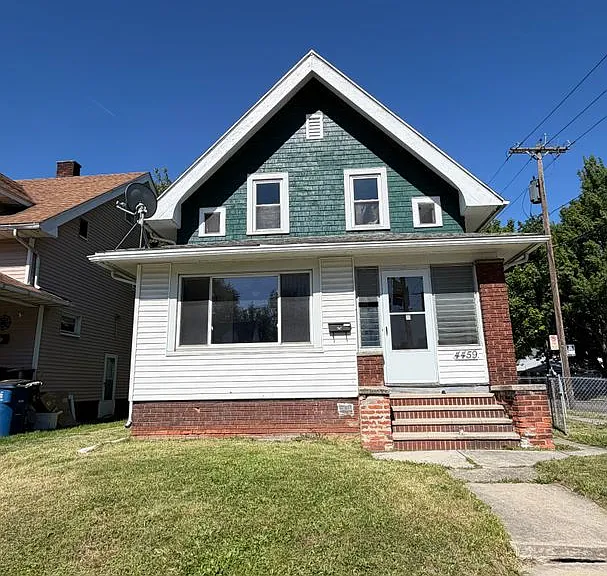 4459 N Haven Ave — Photo 2