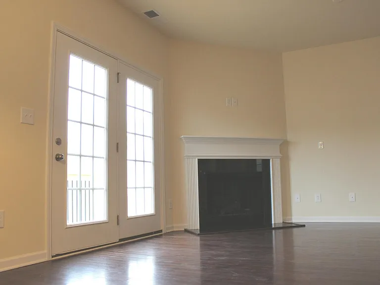6435 Prosperity Church Rd — Photo 6