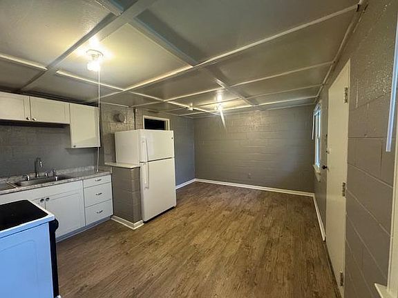 3rd image of 1117 Gurley St #11