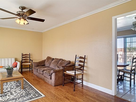 5th image of 8088 Flanders Dr