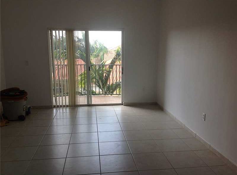 1st image of 7330 NW 114th Ave APT 306