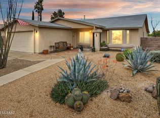 9990 E Mary Dr, Tucson, AZ 85730