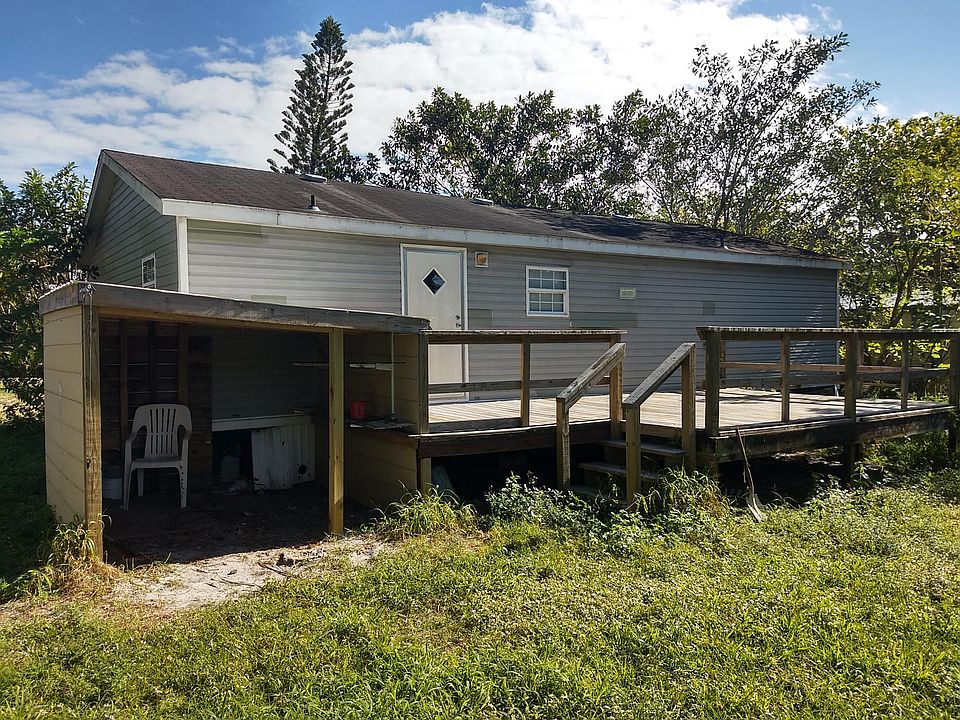 2nd image of 5198 SE Isabelita Ave