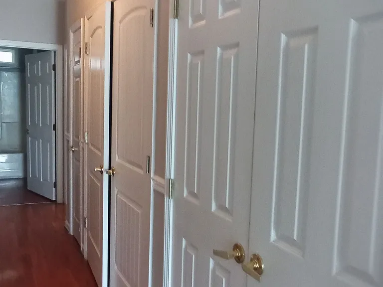 403 Saint Dunstans Ct — Photo 23