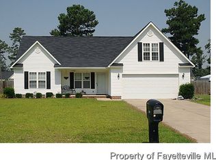 624 Tulip Ct, Stedman, NC 28391