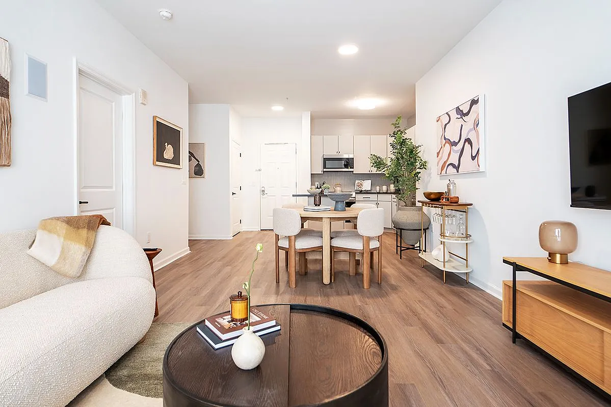 55 Riverwalk Place 362