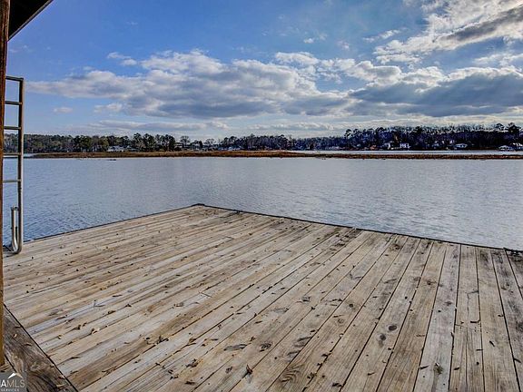 12th image of this home