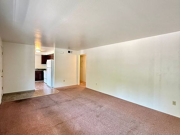 3rd image of 330 Independence Cir #330D