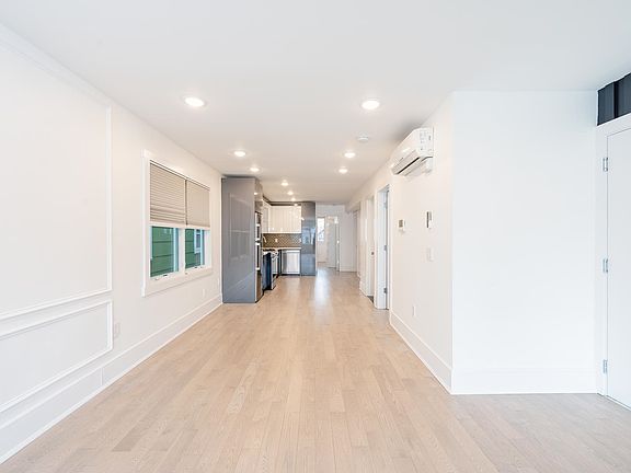 2nd image of 309 Palisade Ave #2