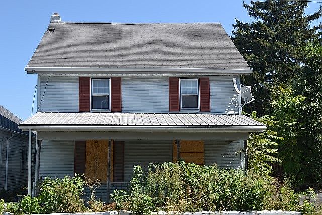 1st image of 3508 Wayne Rd