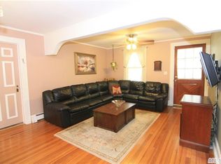 10 Chicago Ave, Bellmore, NY 11710
